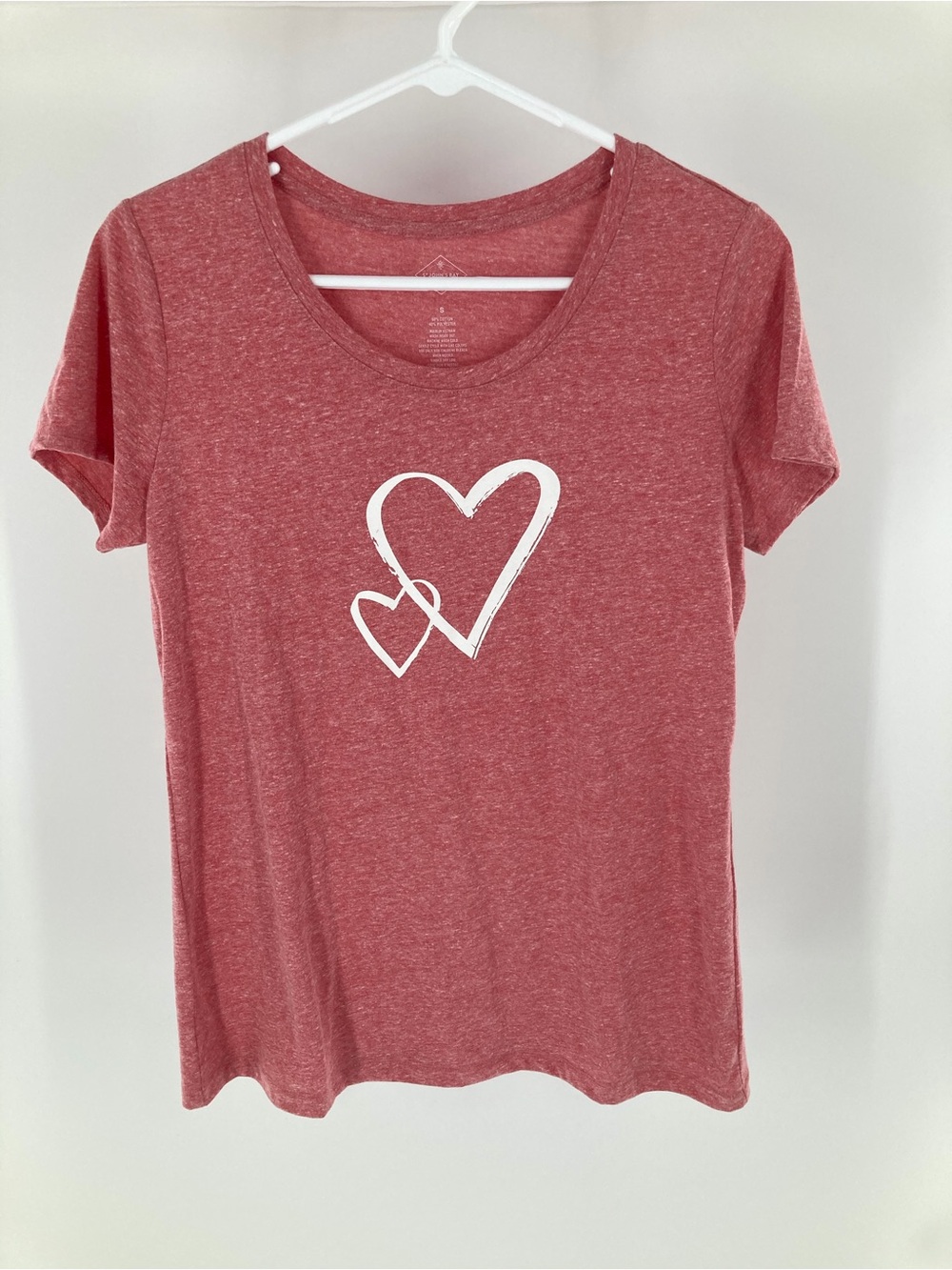 St. John's Bay Red Short Sleeve Tee with White Heart Graphic